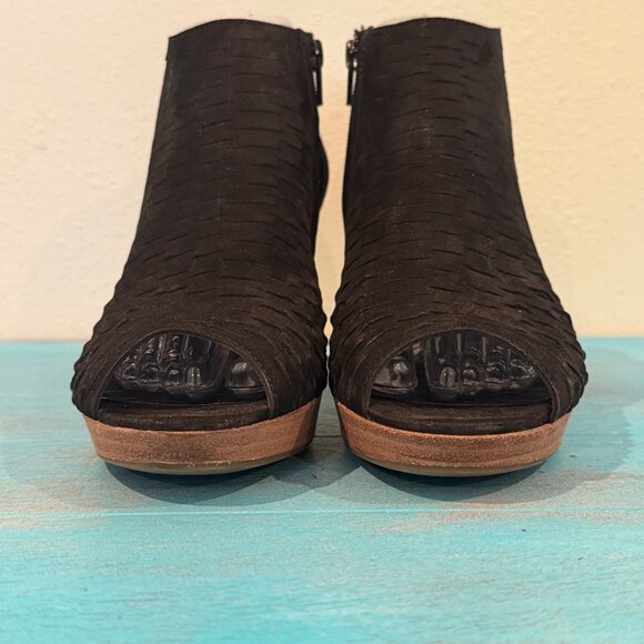 Paul Green Tacey Cutout Black Suede Heel Ankle Boots Booties Peeptoe Sz 6.5 - Picture 2 of 11